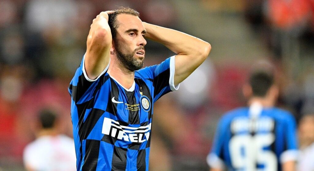 At the tail of Inter: Arturo Vidal will not arrive until Godín leaves