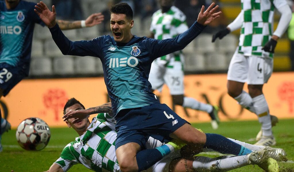 Barça denies to be negotiating a barter for Diogo Leite