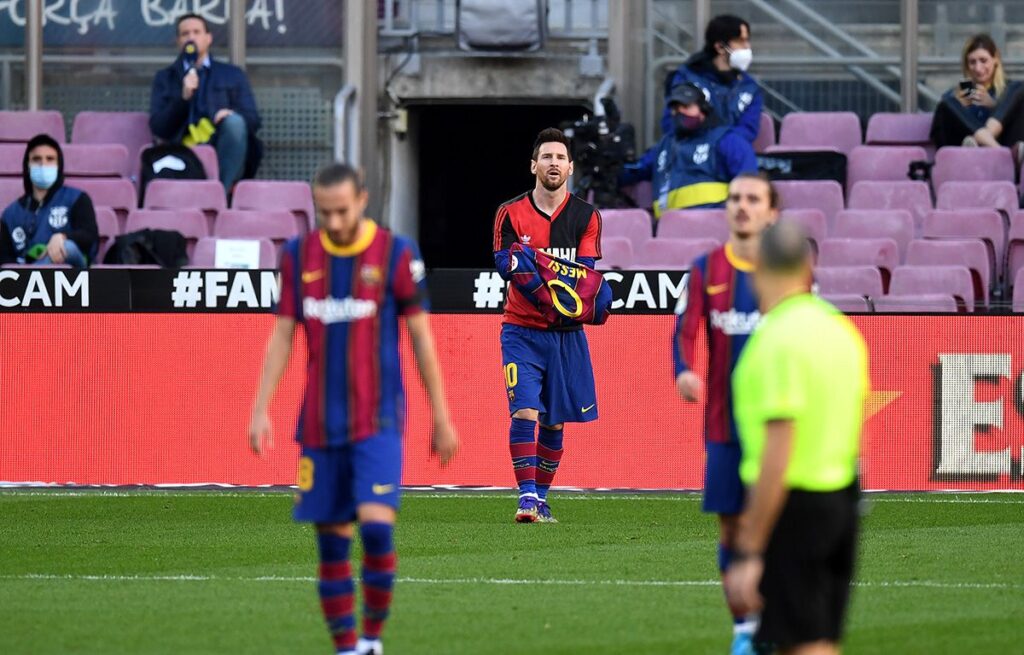 The reason why Messi honored Maradona with the Newell’s shirt