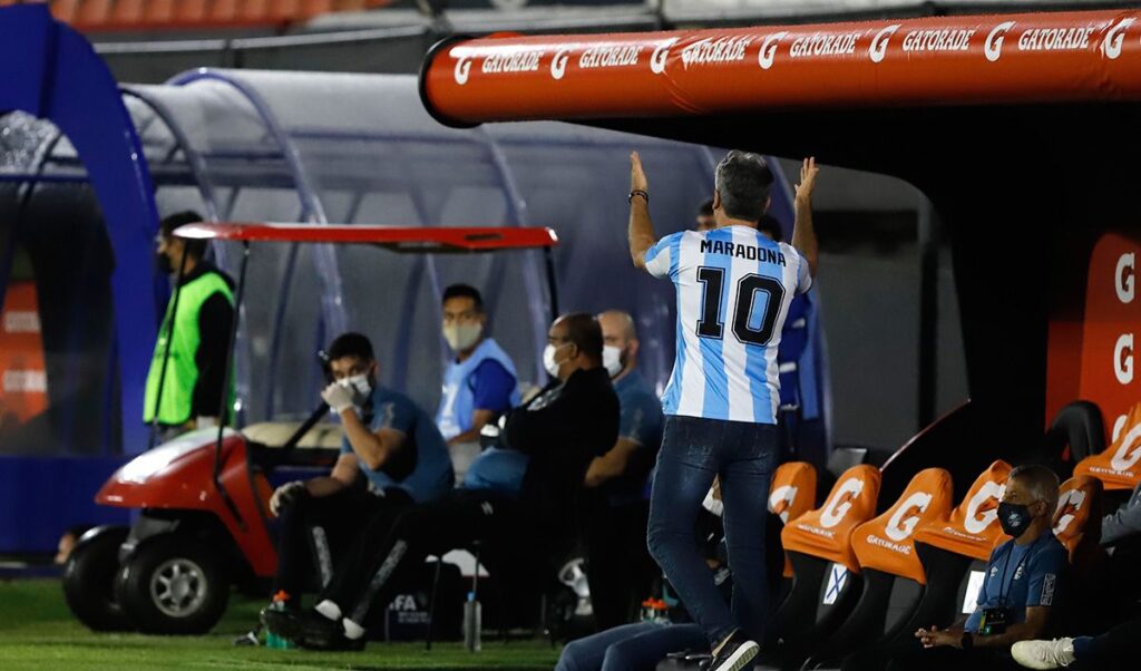 Renato Gaúcho, leading of one of the best homages to Maradona