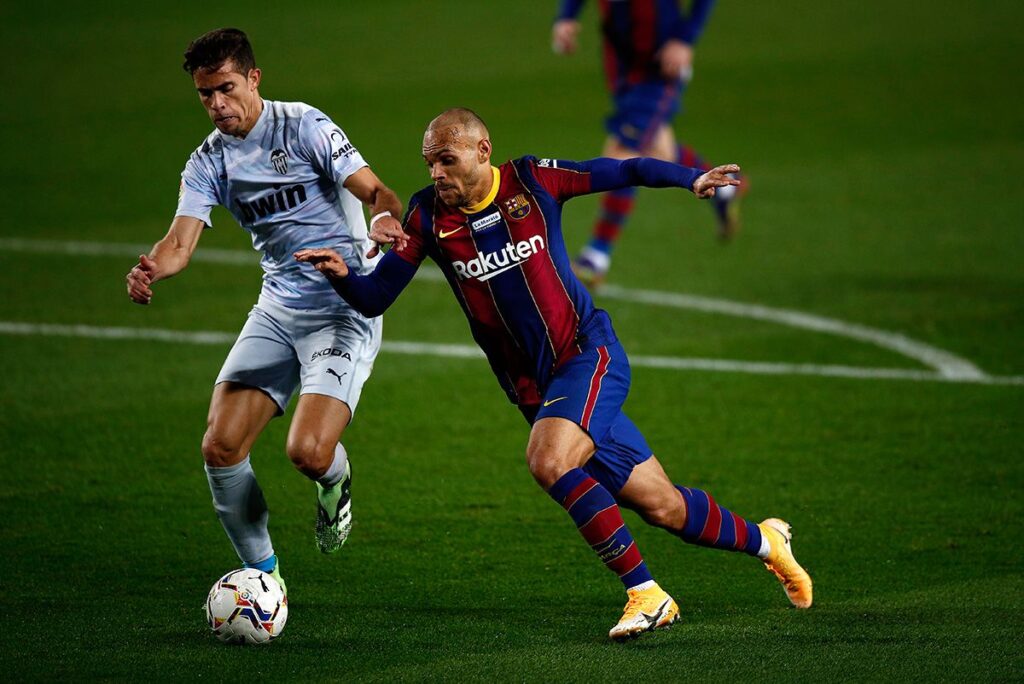 MYSTERY REVEALED: The reason that Braithwaite threw the penal in front of the Eibar