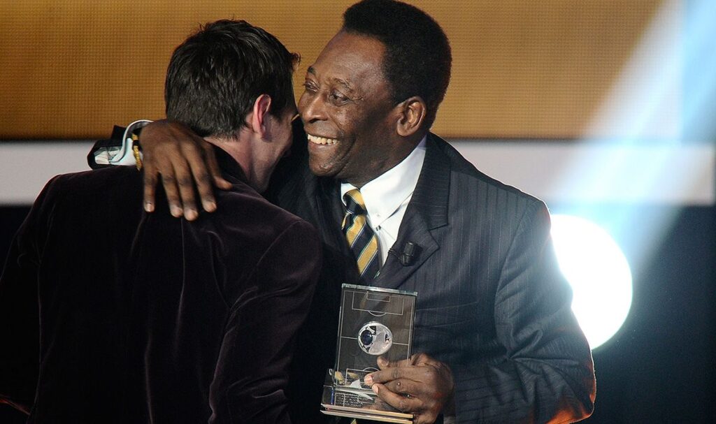 Remain you in Barcelona… It will have been the unseen message from Pelé to Messi?