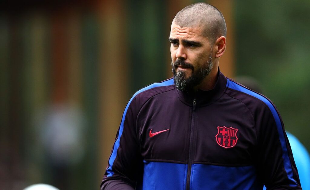 The curious reason by which Valdés would have refused to a goalkeeper
