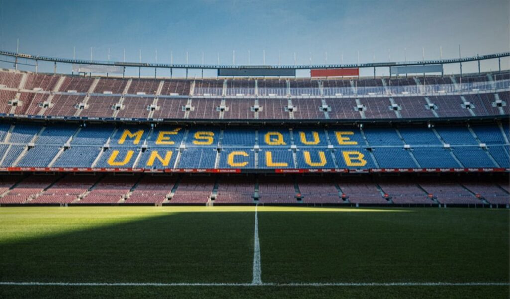 Authorities planing to administer vaccines against the covid-19 in the Camp Nou