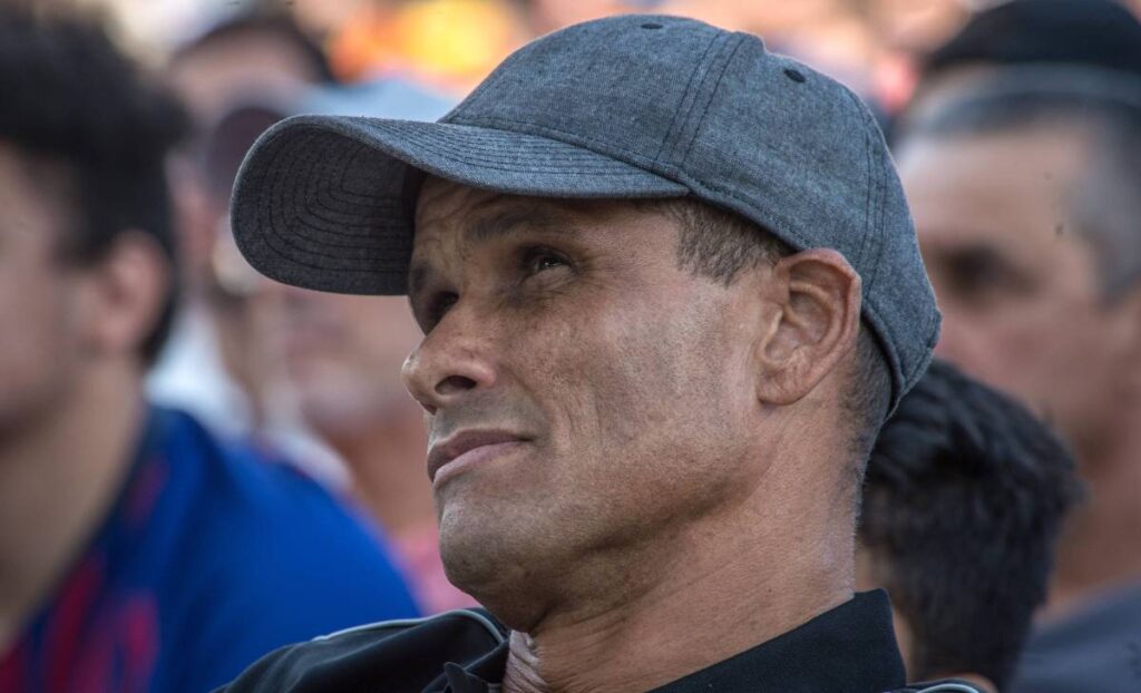 It will have traced back in front of the PSG? Rivaldo Has it clear