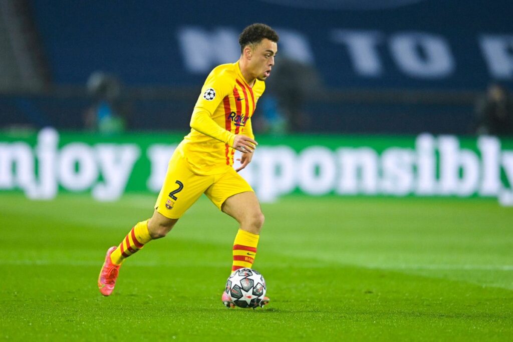 The possible penalti of Keylor on Dest that neither the VAR neither the referee pitaron