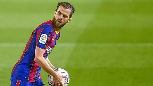 Pjanic Goes down  of the announcement of Koeman for duel against the Villarreal Cf