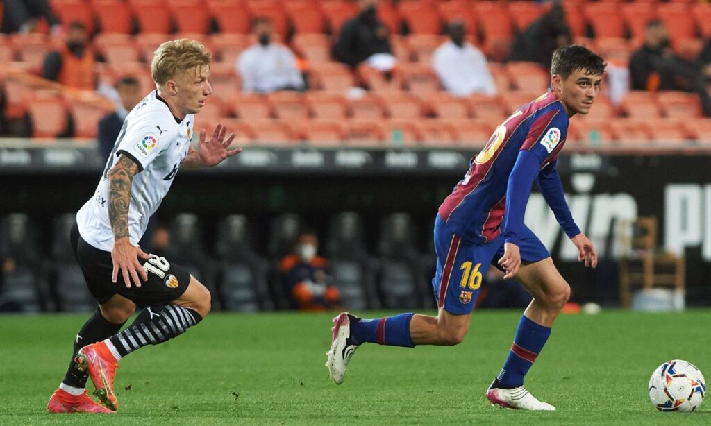 Pedri And his puntería, the small distance to be top