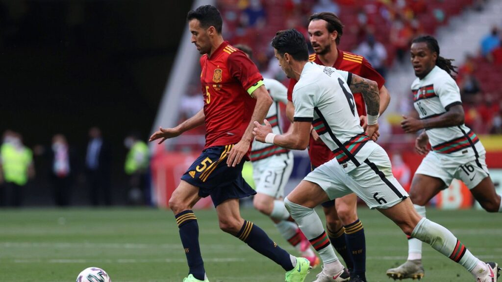 Busquets has the confidence of Luis Enrique and will expect until the Sunday