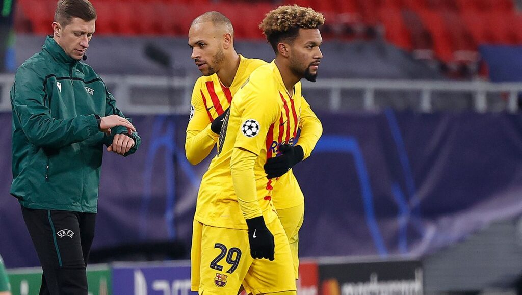 Why Koeman didn’t summon to Konrad for the Supercopa of Spain?