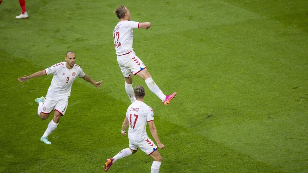Braithwaite, in semis! Denmark beats Czech Republic and advances in the Euro