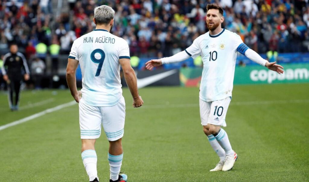 The AFA recognises to Messi and Agüero by his parties with the selection