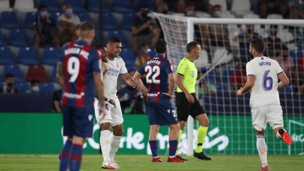 Vinicius Jr avoids the disaster of Real Madrid against Levante (3-3)