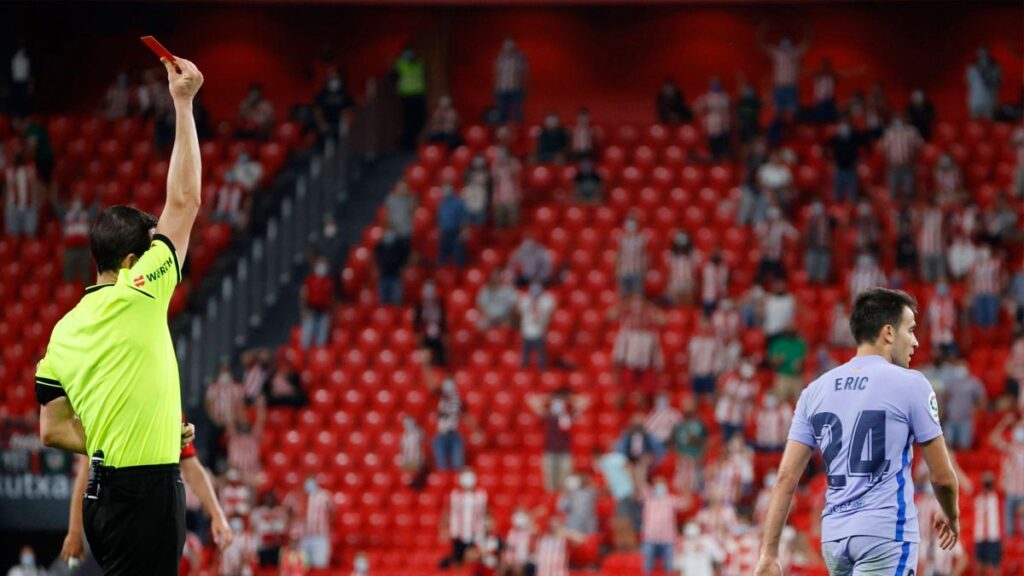Eric García’s nightmare: Expulsion and failure in Athletic’s goal!