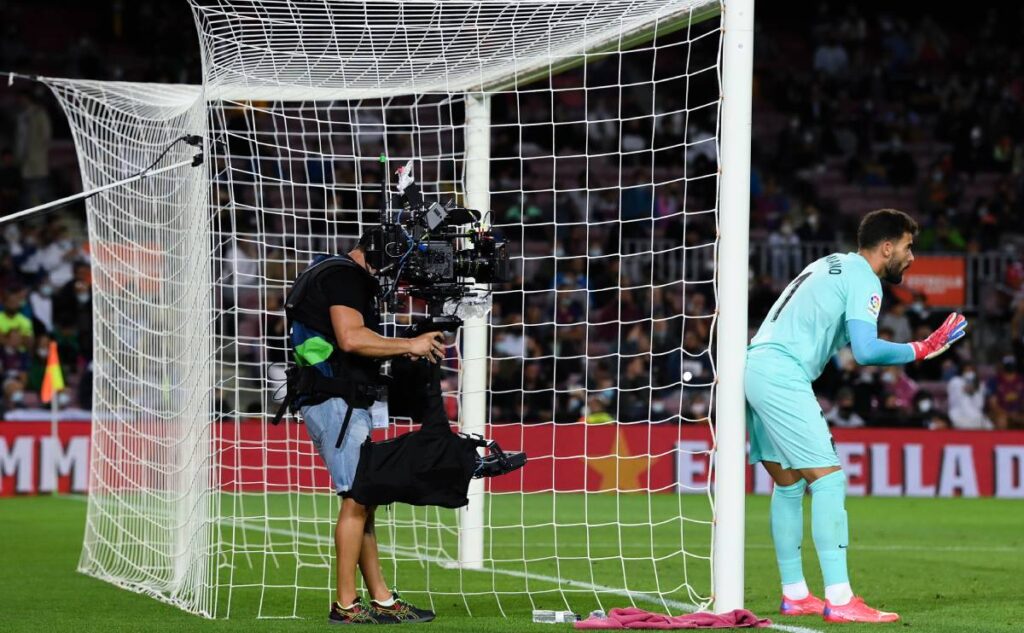 The Barcelona follows closely to another effective for the arch