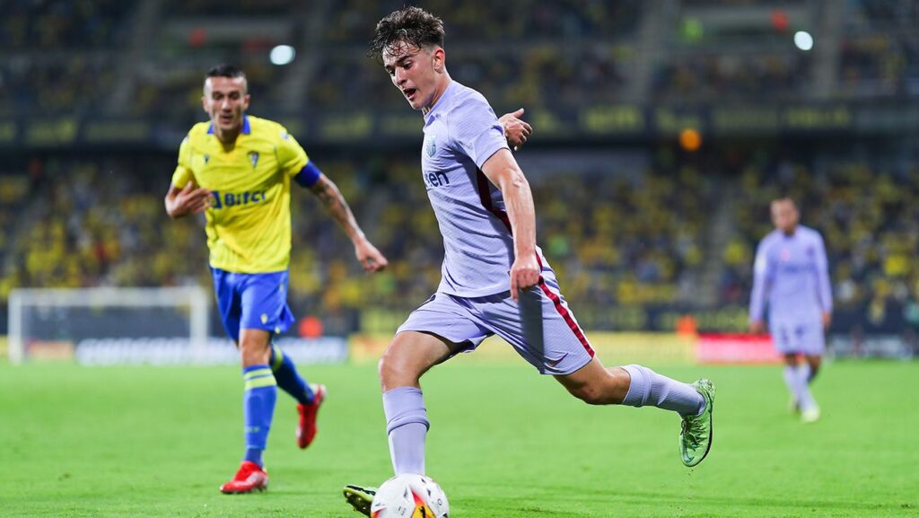 FC Barcelona is already negotiating with Gavi for his renewal