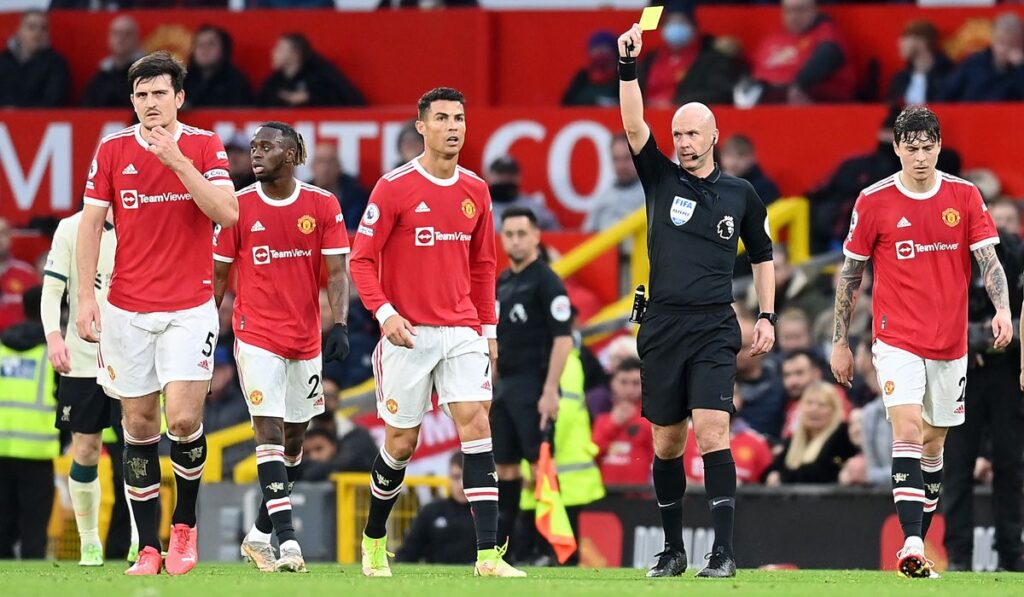 Cristiano loses the head in the goleada of the Liverpool to the United