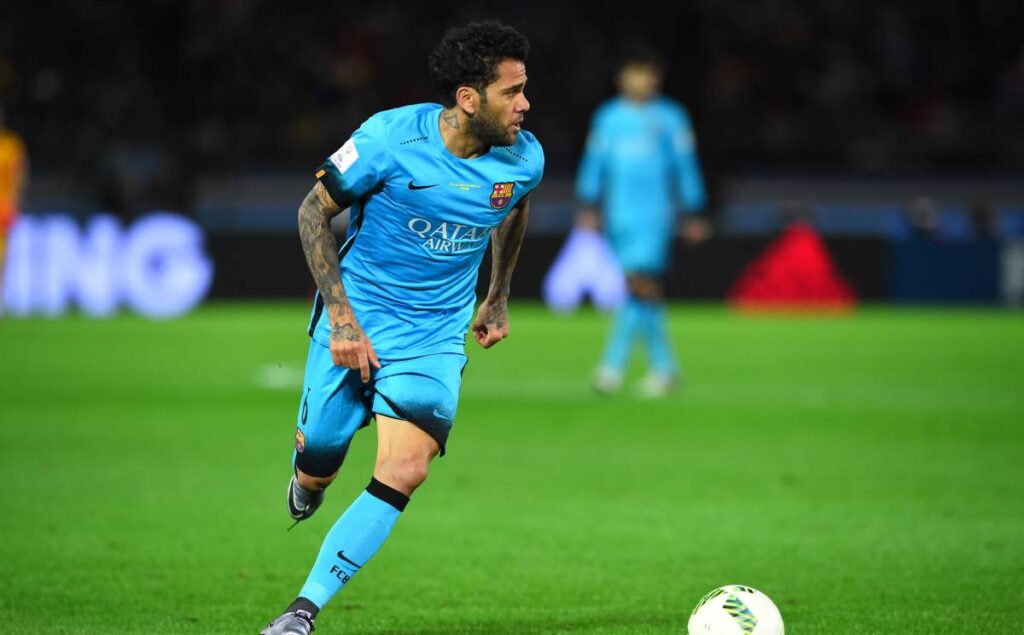Dani Alves, optimistic on his continuity in the Barça