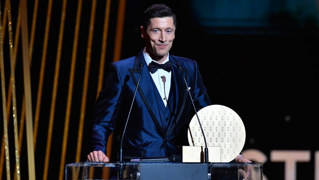 Lewandowski continues without turning the page with Messi and the Ballon d’Or