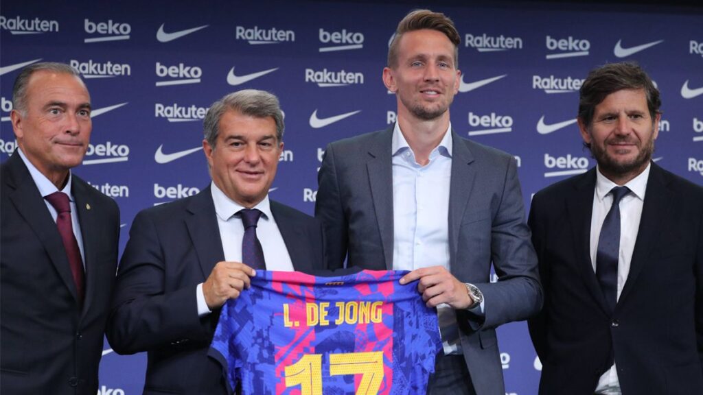 The Barça ‘advances’ in the inscription of Ferran Torres and decides the future of De Jong