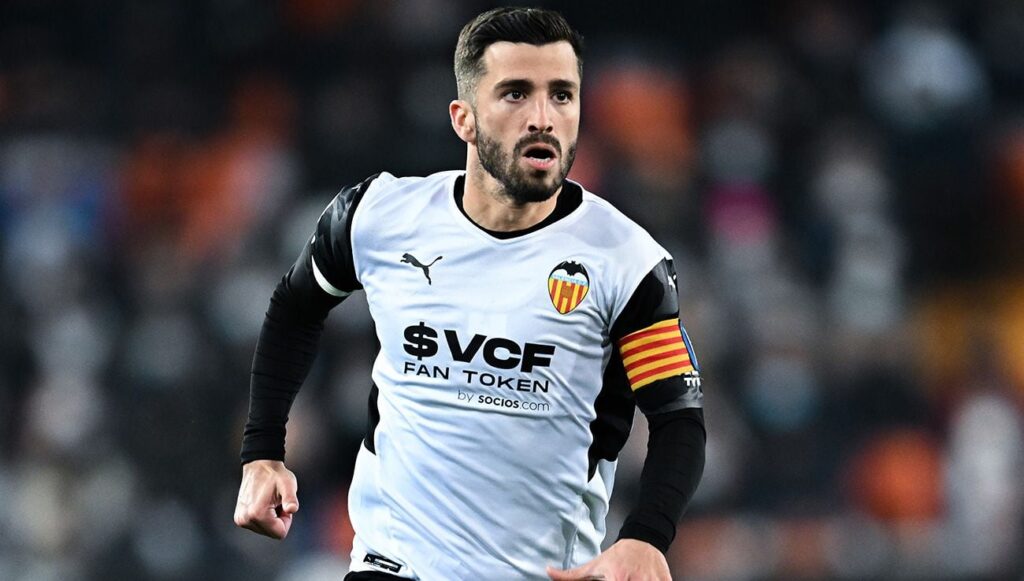 Gayà does not clarify his future and gives wings to Barça