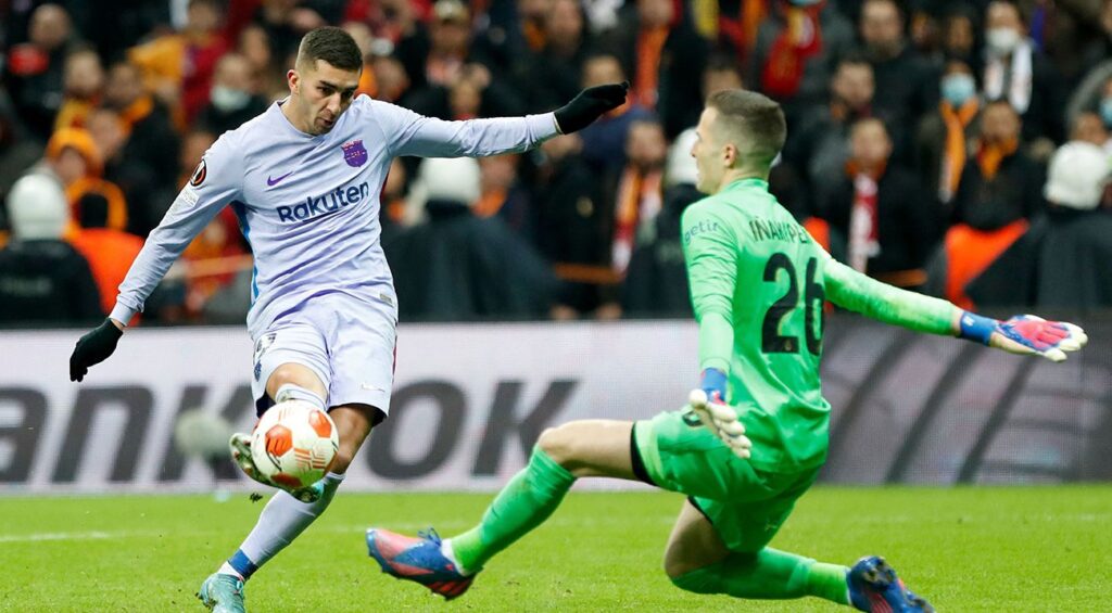 Iñaki Peña once again earned his return to Barça with another good performance