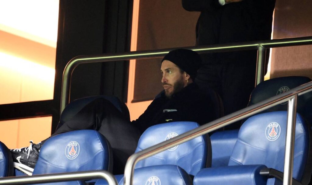 The PSG fans charge against Sergio Ramos again