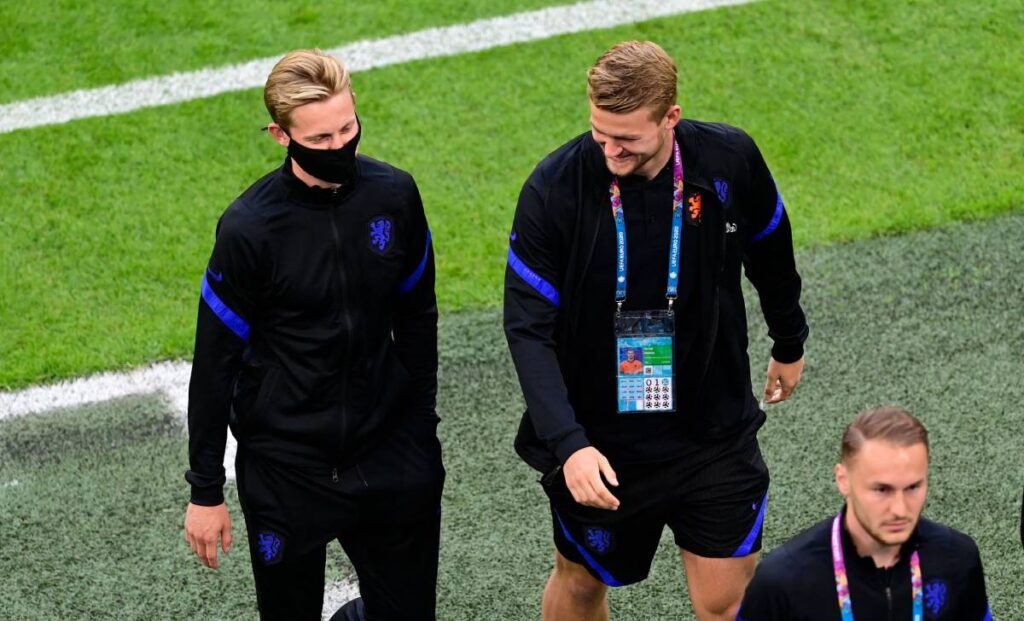 Frenkie de Jong and Matthijs de Ligt, in United’s sights