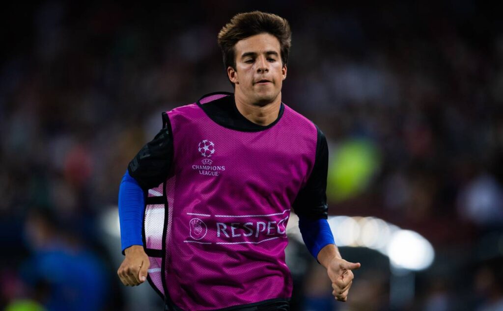 Reception of ‘crack’ of Los Angeles to Riqui Puig