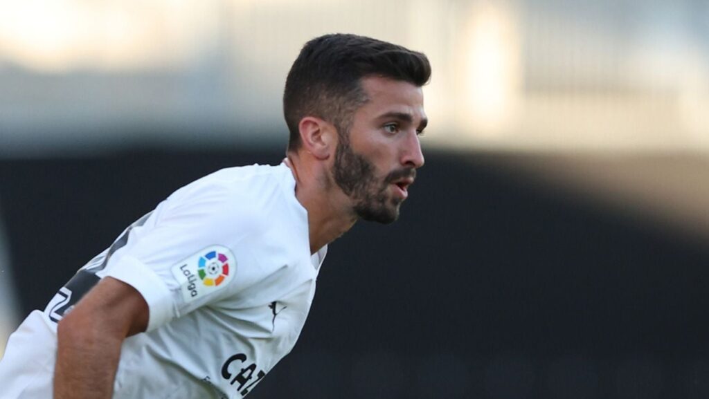 Goodbye to the bargain of 2023: Gayà, close to renewing with Valencia