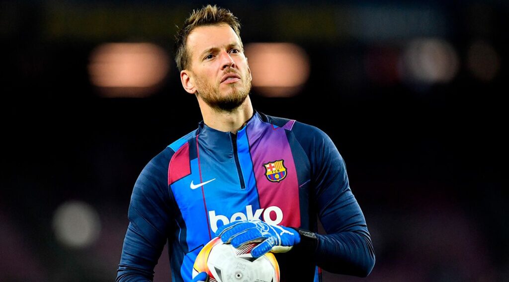 OFFICIAL: Neto leaves Barça for free with direction to the Premier