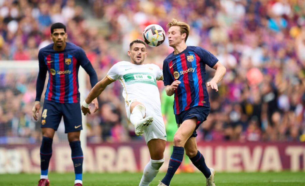 De Jong played Busquets and completed one of his best games of the season