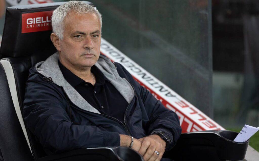 Mourinho shows his face after Roma’s ridicule against Udinese