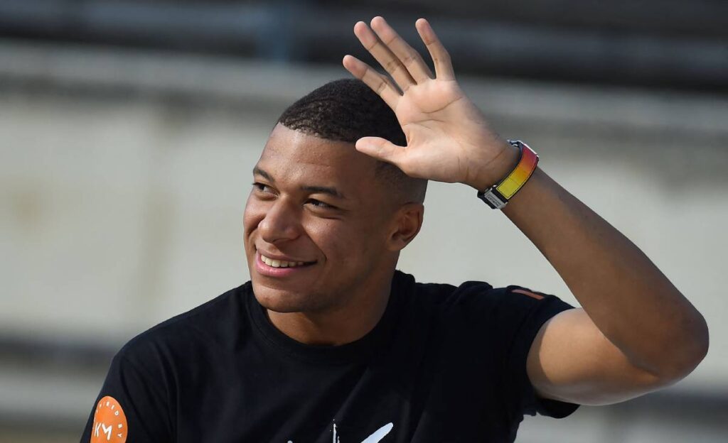 Mbappé asks for tranquility in his social networks