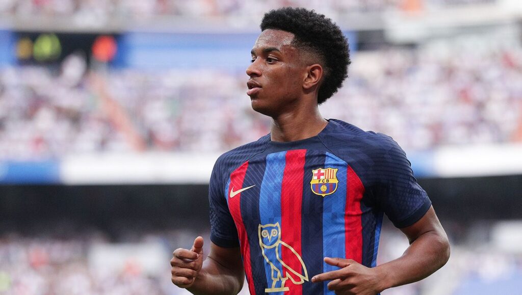 Barça’s position regarding the future of Alejandro Balde