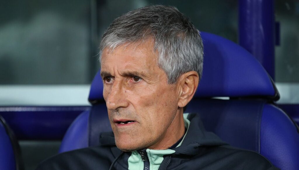 Villarreal fans are fed up with Quique Setién