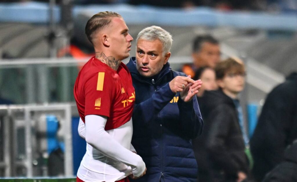 The agent of the ‘black sheep’ of Roma charges against Mourinho