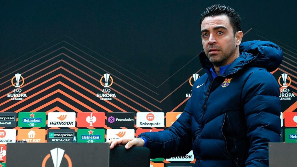 Xavi leaves a hint to Madrid and discovers the keys to beat Eintracht