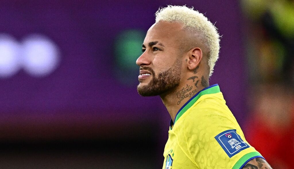 Neymar leaves his future in Brazil completely up in the air