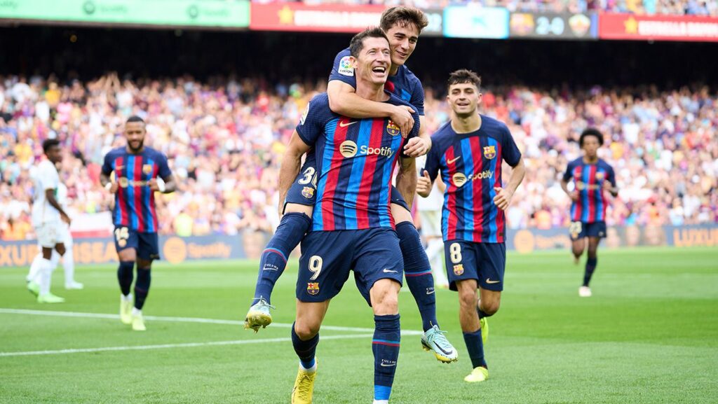 Lewandowski’s numbers at Barça that ‘crush’ great idols of the club