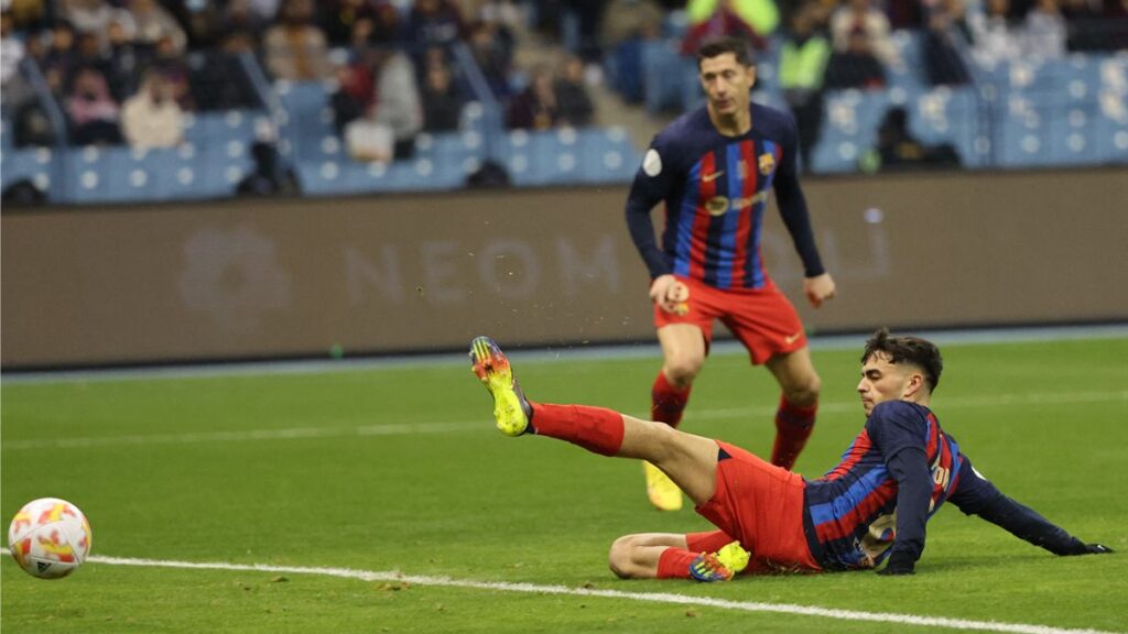 By a finger! The surreal goal canceled against Barça for offside