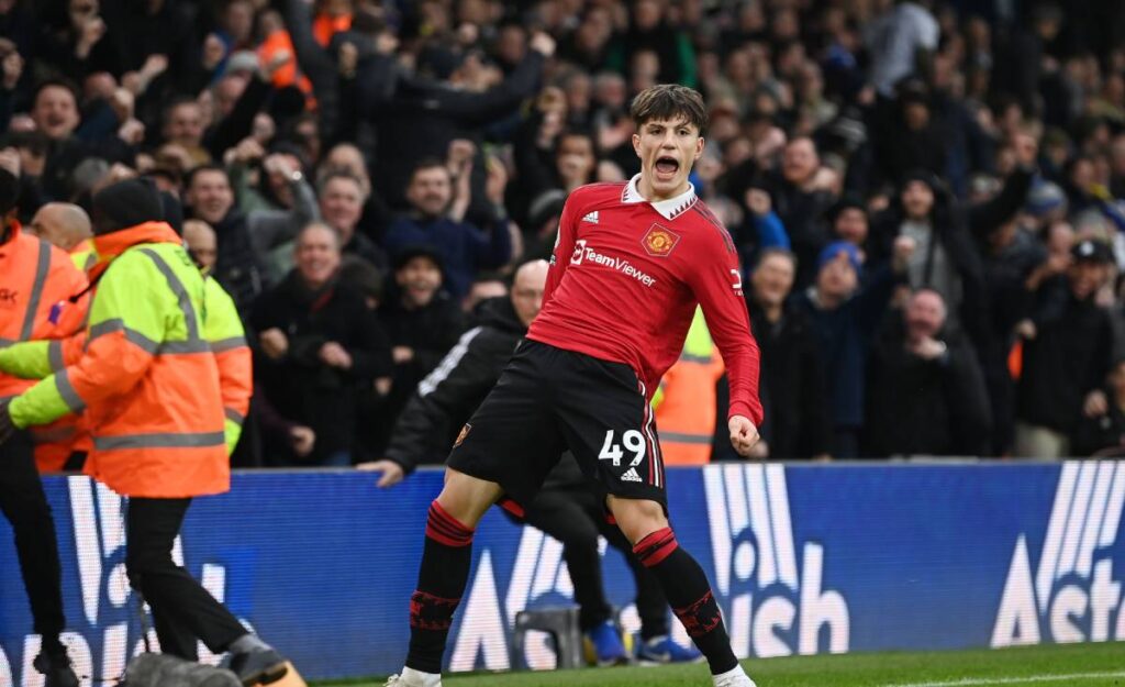 Cádiz joins the controversy between Garnacho and Pedri and turns on the networks