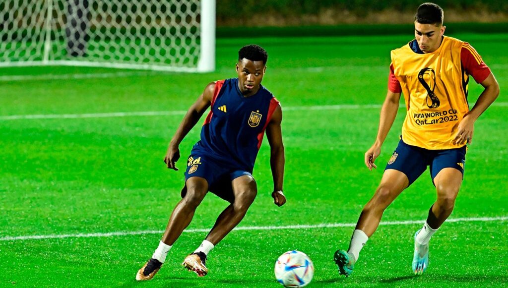 Ansu Fati and Ferran Torres, two ‘discards’ of Barça who still have no intention of leaving