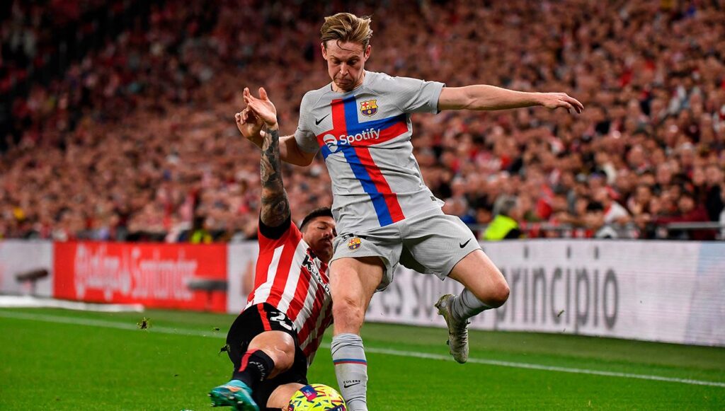 Frenkie de Jong is the leader of Barça’s midfield