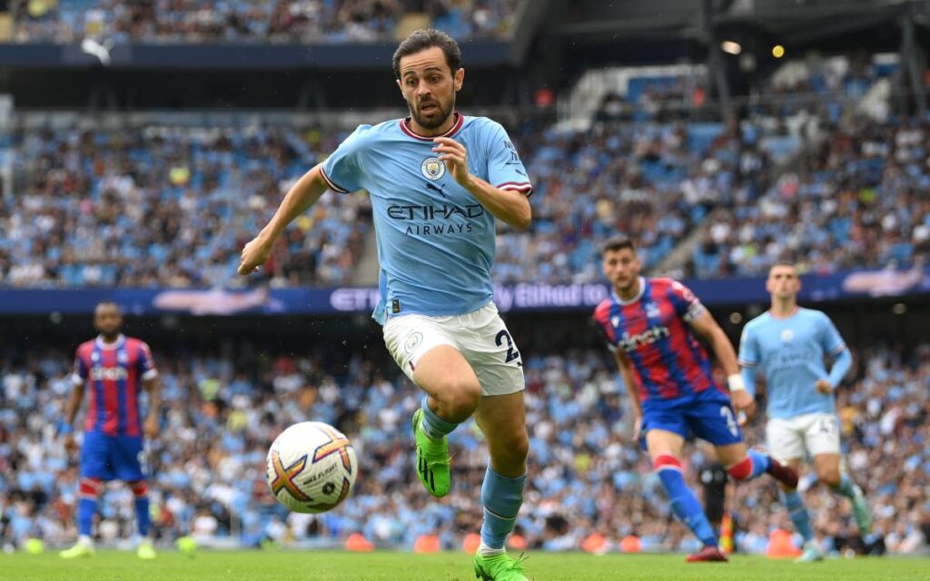 Pep Guardiola willing to sell Bernardo Silva if the right offer from Barça arrives