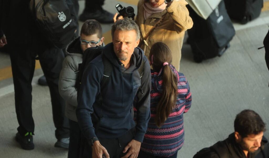 Signing when falling! Luis Enrique, in London to close his arrival at Chelsea