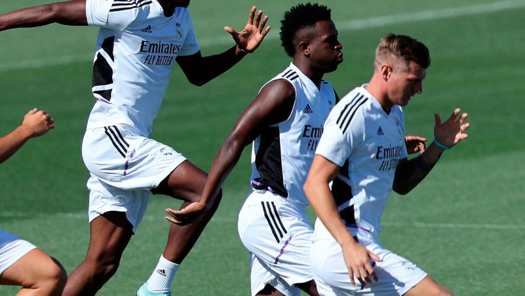 Ancelotti rests two of his biggest stars thinking about the Champions League