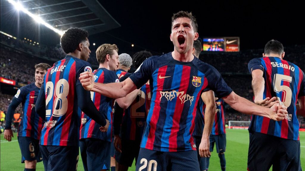 Xavi could have the entire squad available for the derby against Espanyol