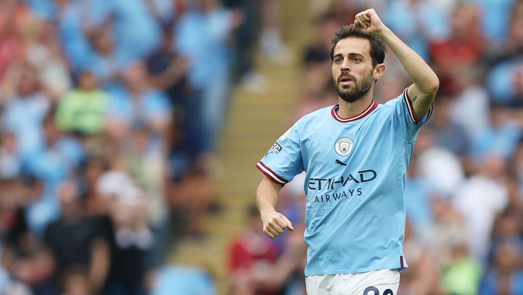 The signing of Bernardo is complicated!  The City seeks to renew him at all costs