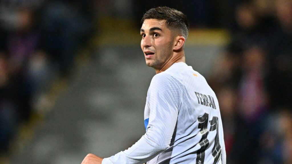 Unai Emery insists on ‘helping’ Barça with Ferran Torres